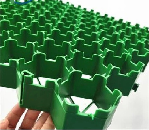 Rešetka za travu i parking 600 x 600 plastična