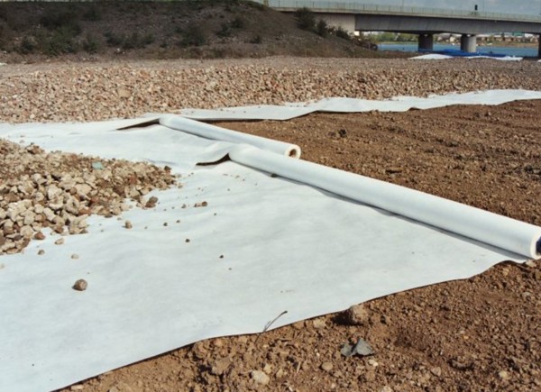 SIVI  300 g/m2  GEOTEKSTIL   ( 2*50 m)